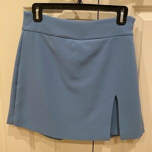 Dusty blue skort, side zipper, spandex/rayon/polyester